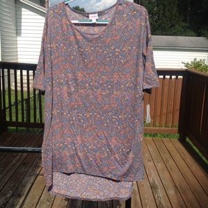 Lularoe Irma shirt